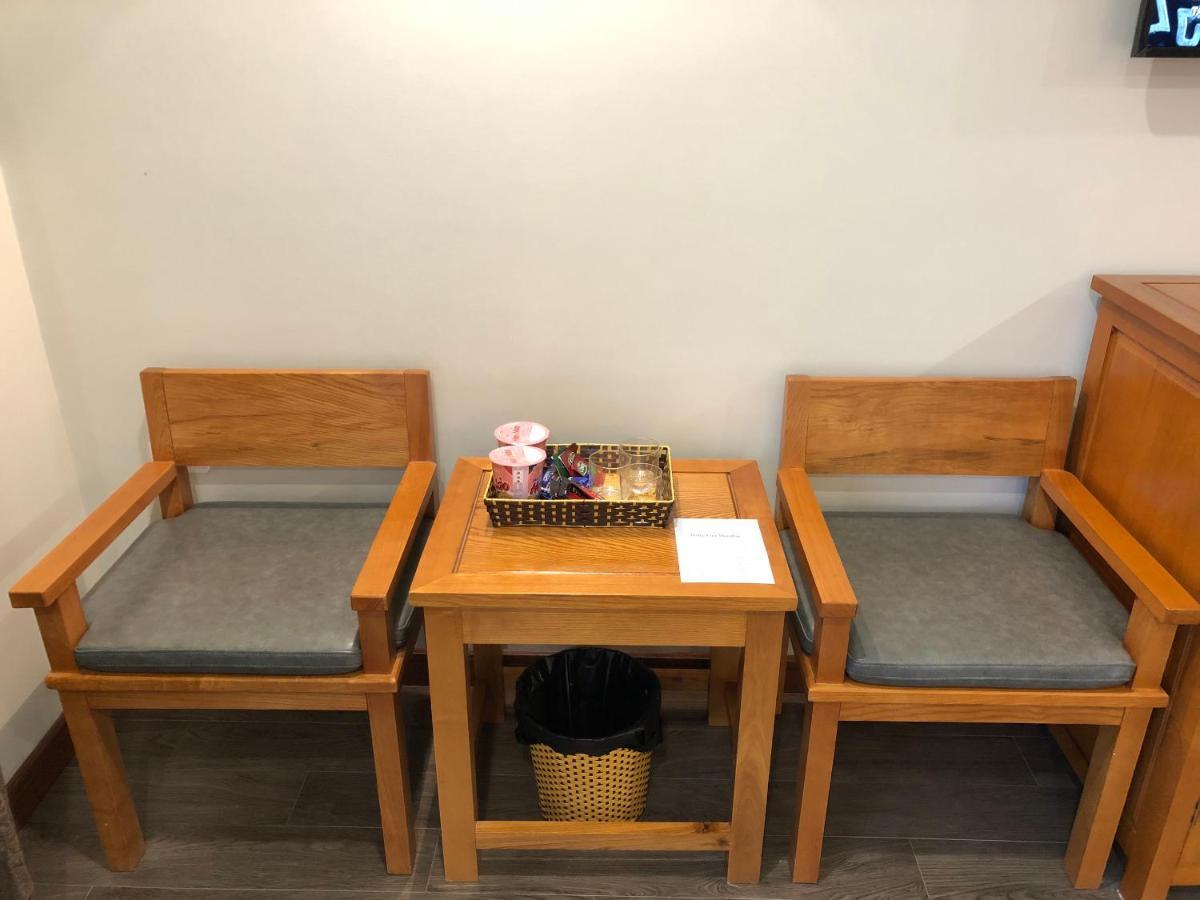 Moc Hoang Hotel Ανόι Εξωτερικό φωτογραφία